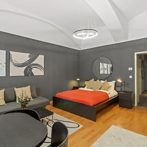Апартаменты Augarten Residences