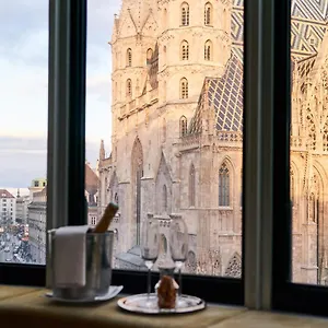 5* Otel Do&co